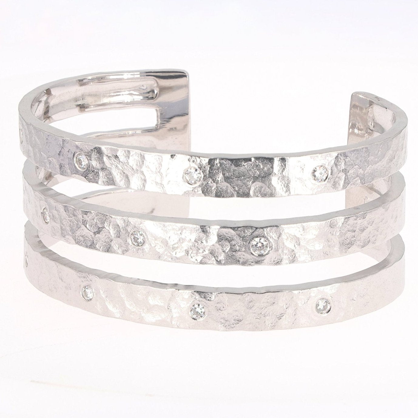 0.66 CTW DEW Round Near-Colorless Moissanite Fashion Bracelet in Sterling Silver